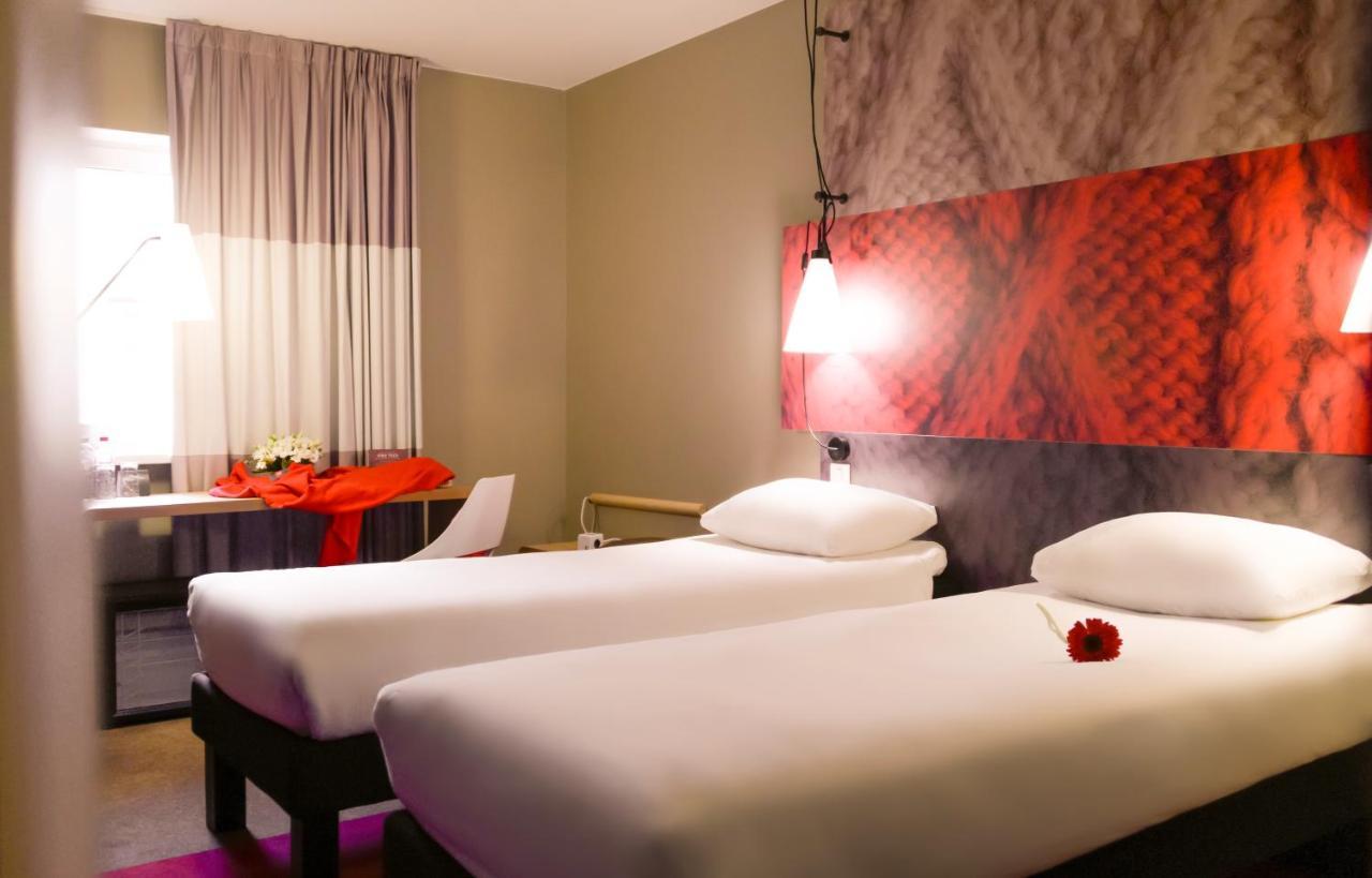 Ibis Saint-Omer Centre Bagian luar foto