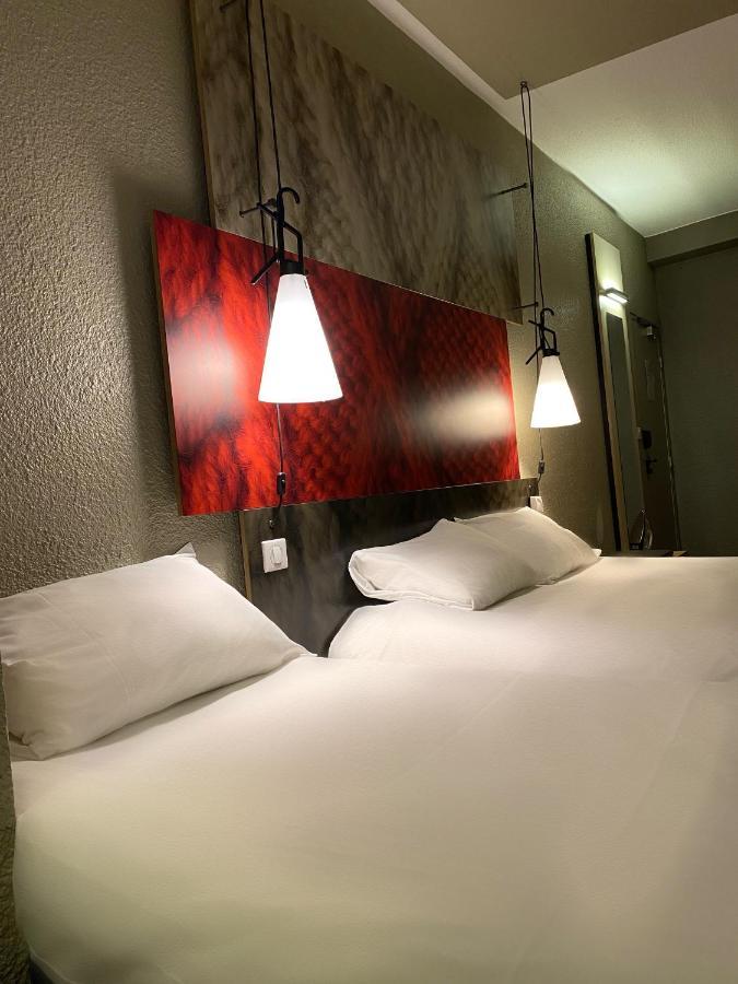 Ibis Saint-Omer Centre Bagian luar foto